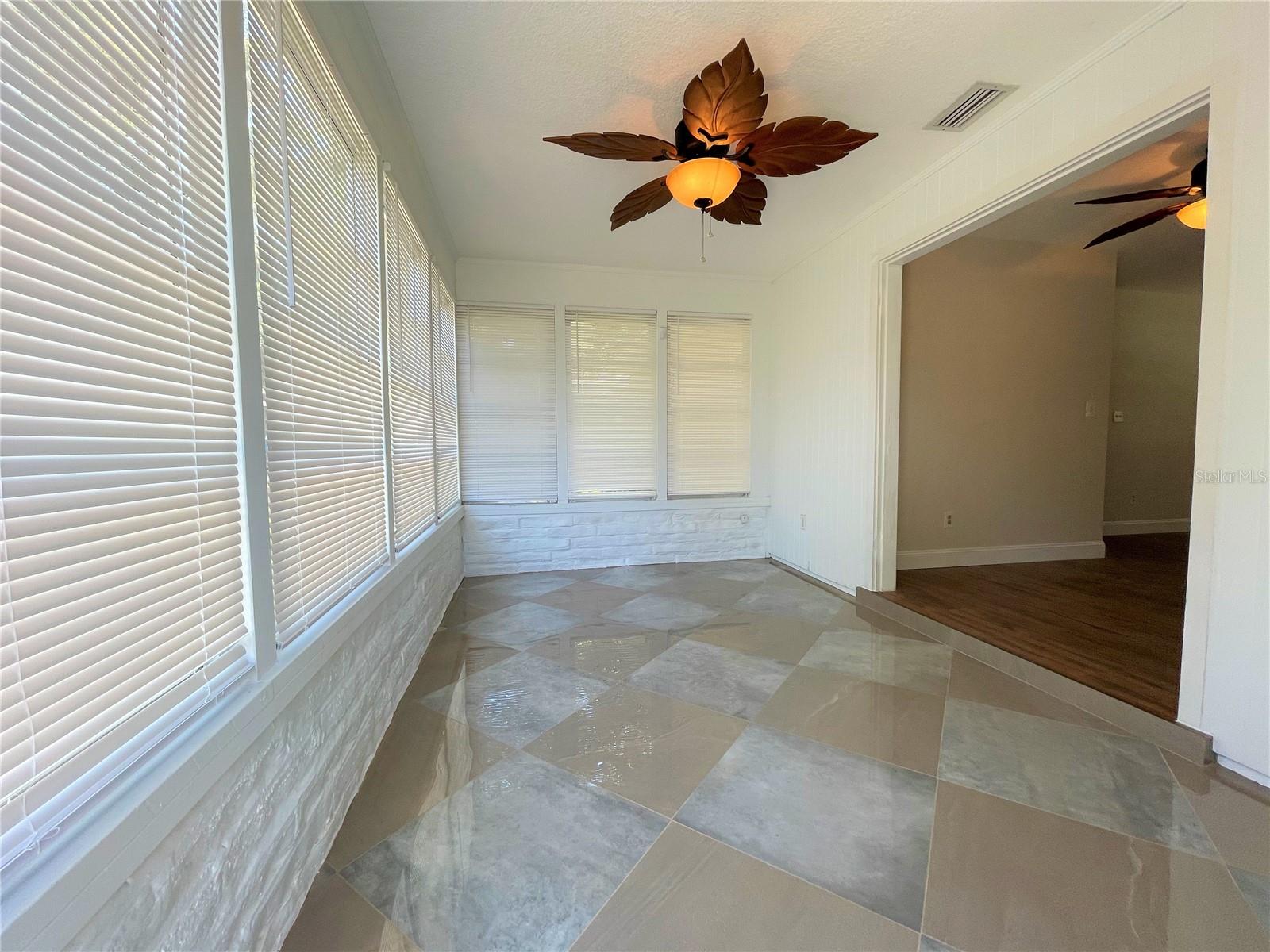 9 Jeff Rd Property Photo 4