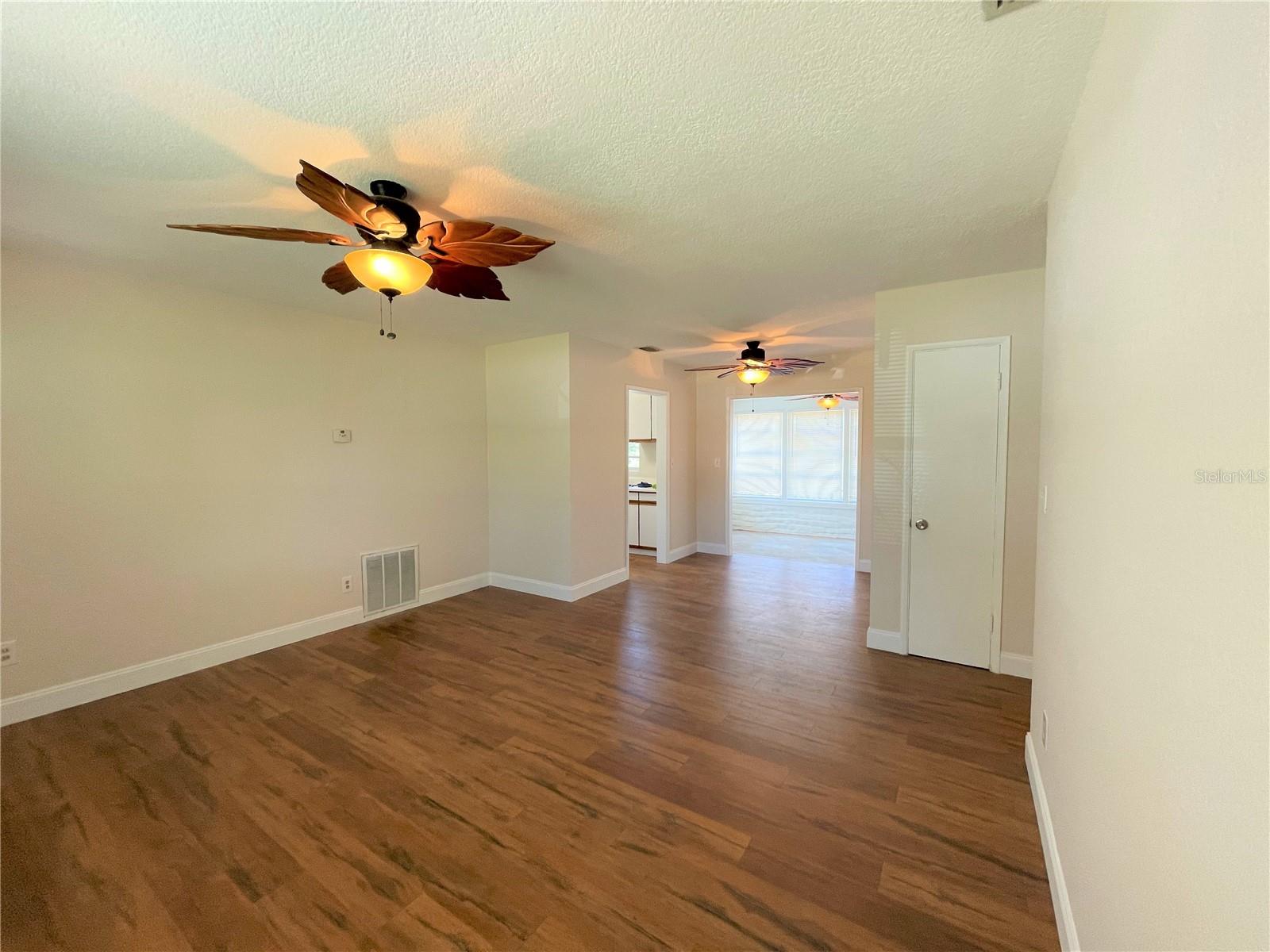 9 Jeff Rd Property Photo 8
