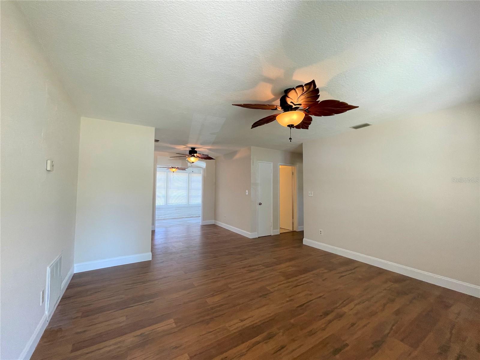 9 Jeff Rd Property Photo 9