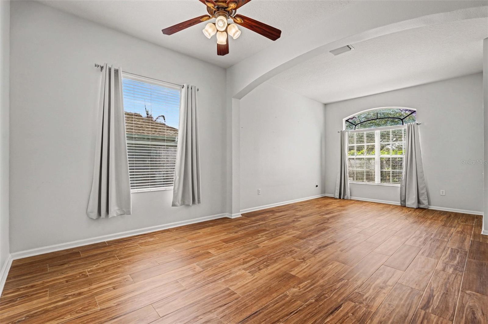 20835 Riverforest Dr Property Photo 8