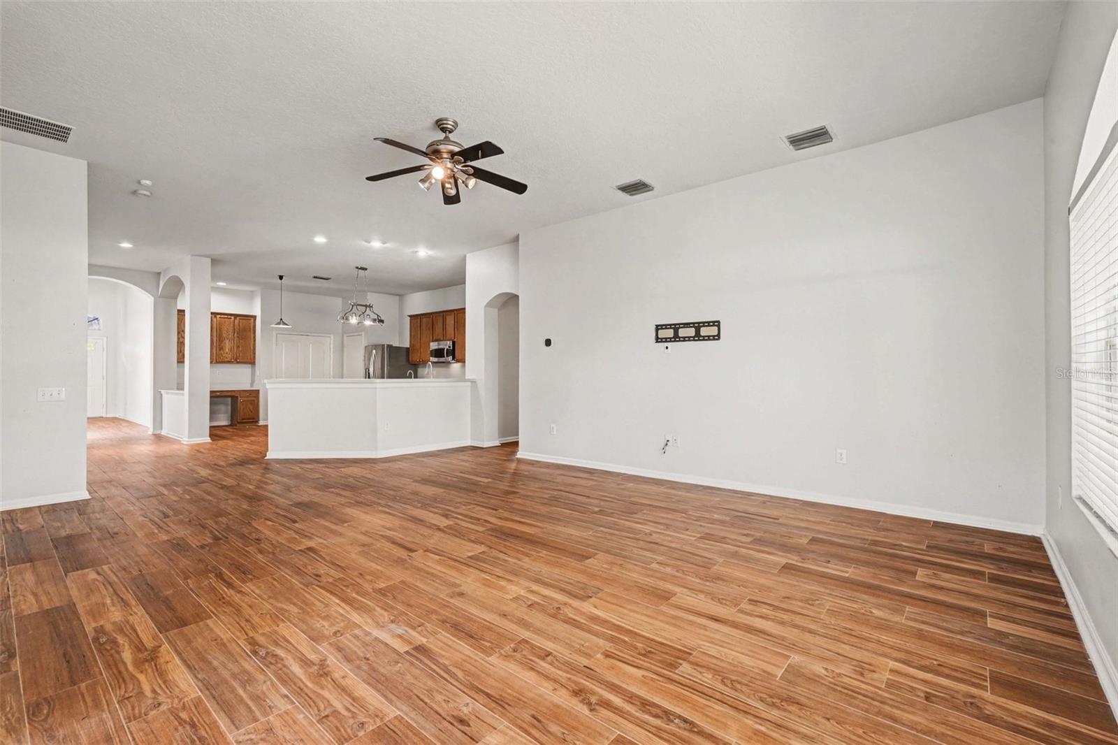 20835 Riverforest Dr Property Photo 20