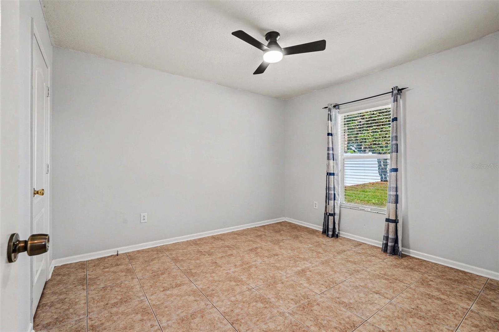 20835 Riverforest Dr Property Photo 32