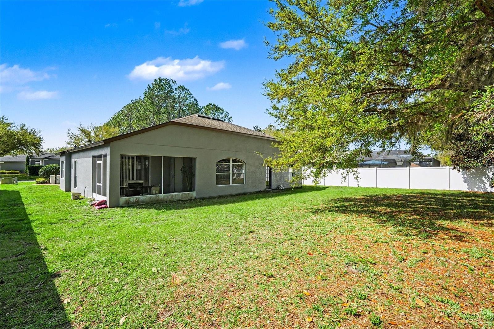 20835 Riverforest Dr Property Photo 39