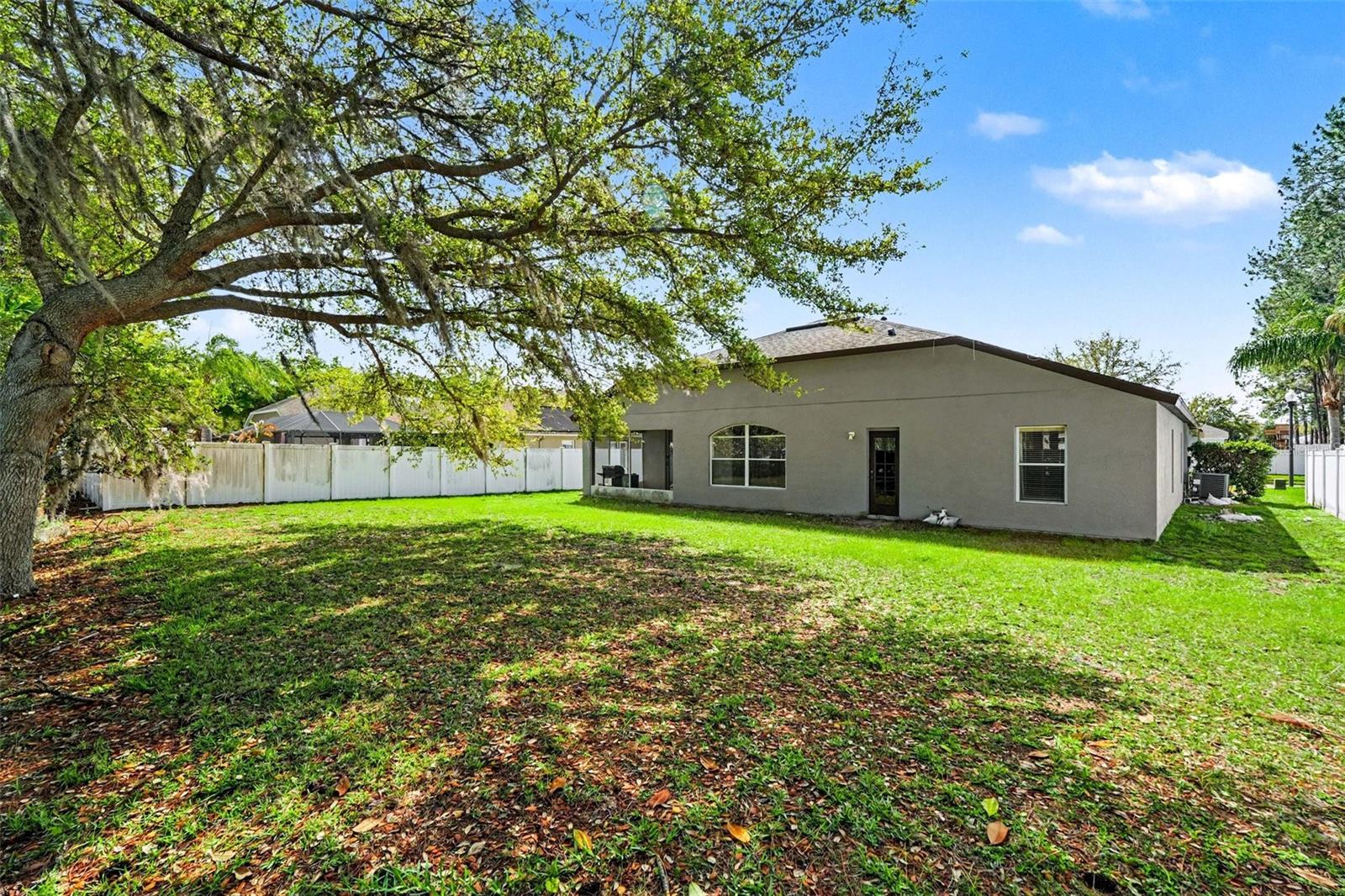 20835 Riverforest Dr Property Photo 40