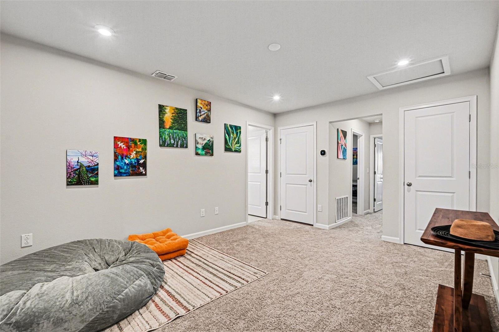 2361 Summerlit St Property Photo 17