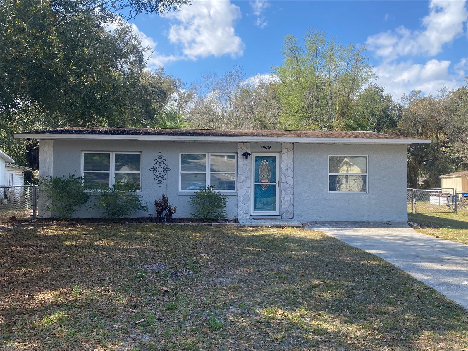 39656 Meadowood Loop Property Photo 1