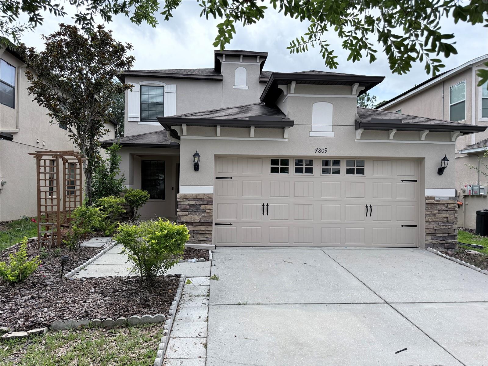 7809 Tuscany Woods Dr Property Photo 1