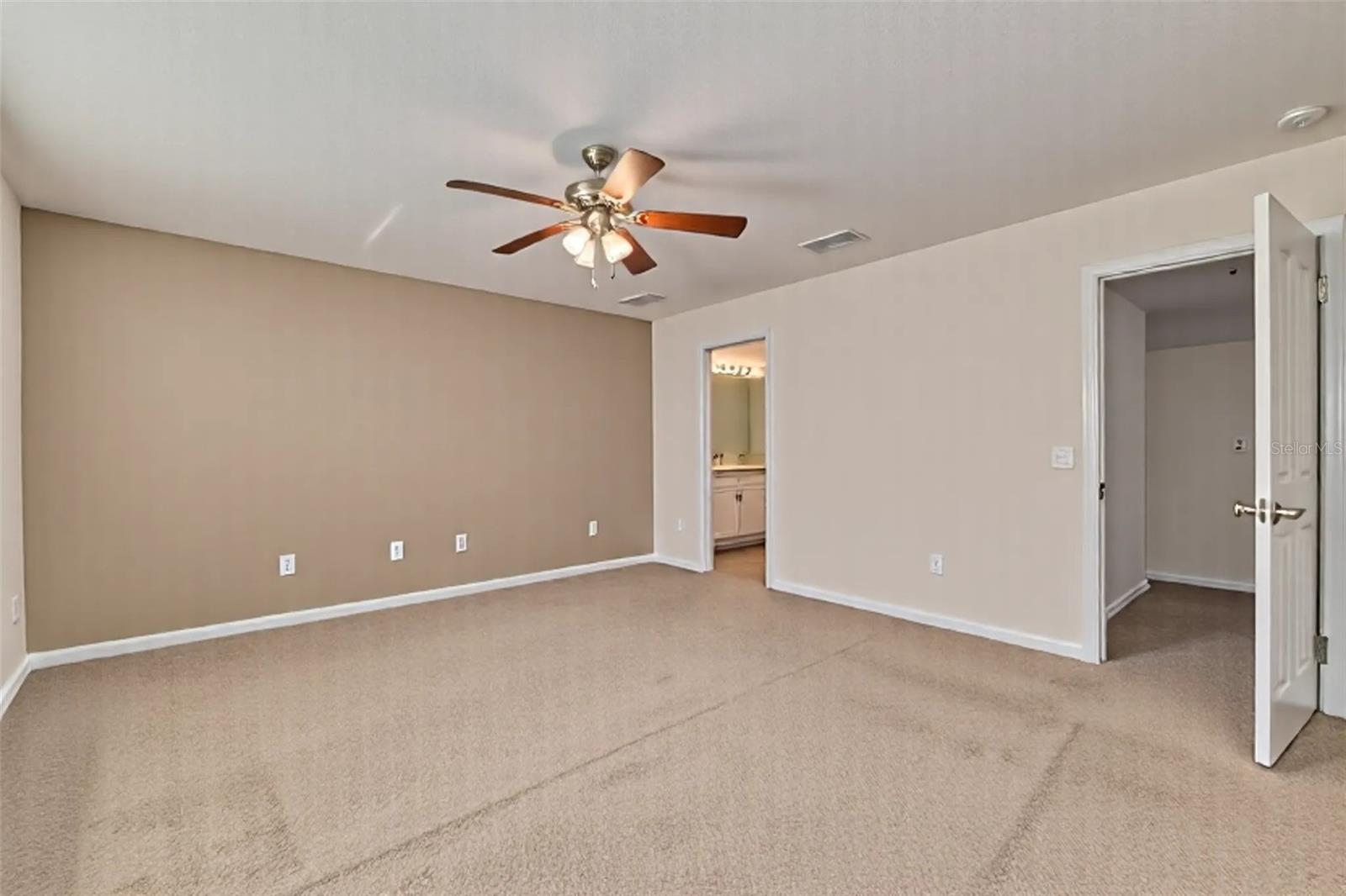 20215 Natures Spirit Dr Property Photo 18