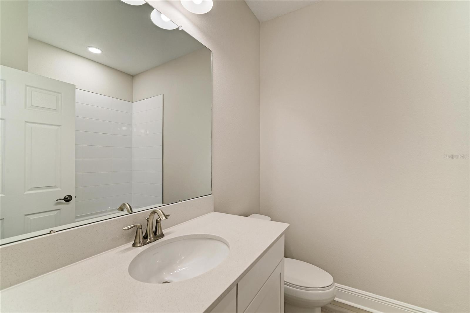 12362 Oak Hill Way Property Photo 9