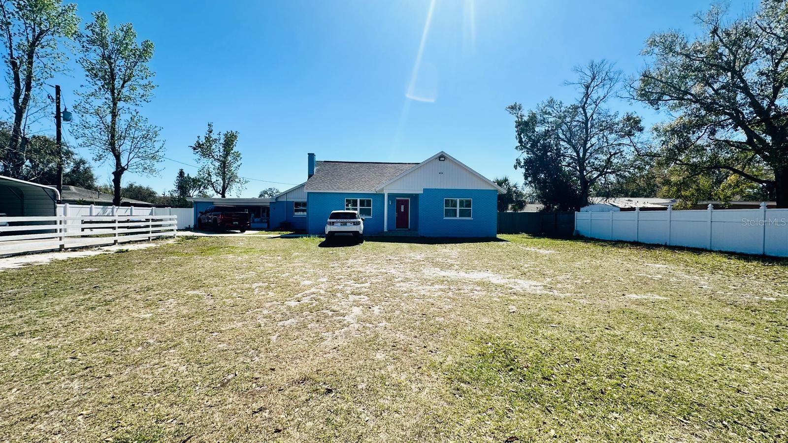6804 Barry Rd Property Photo 1