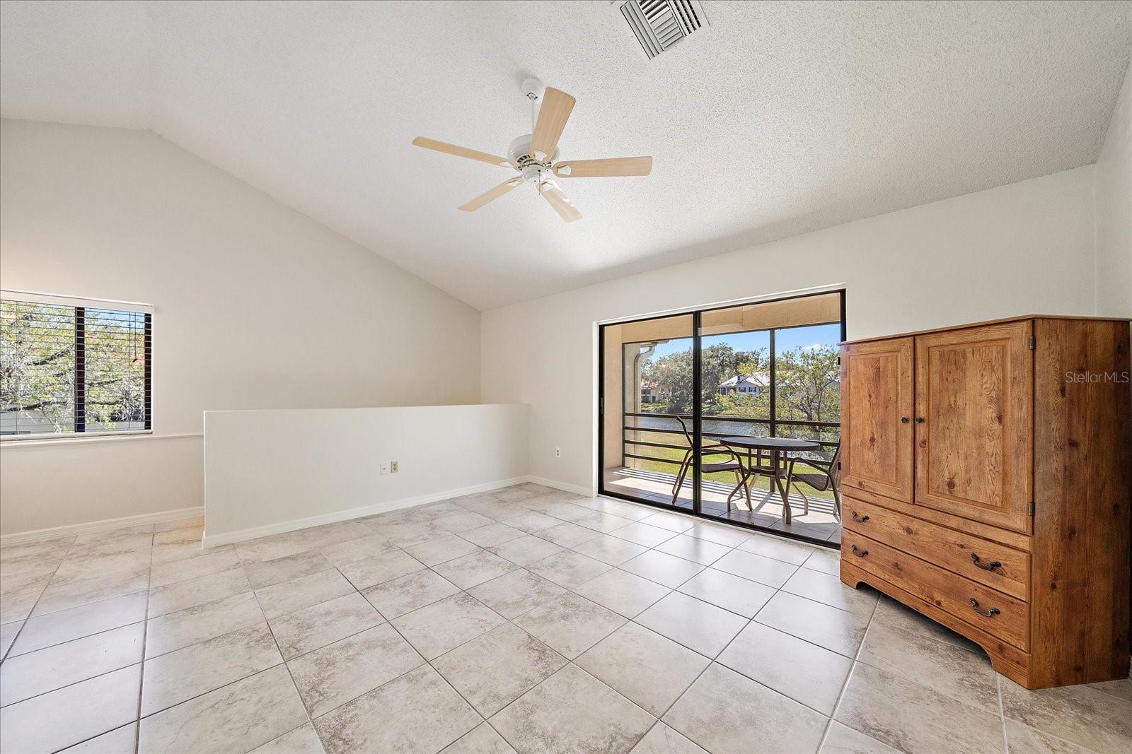 5654 Gardens Dr Property Photo 12