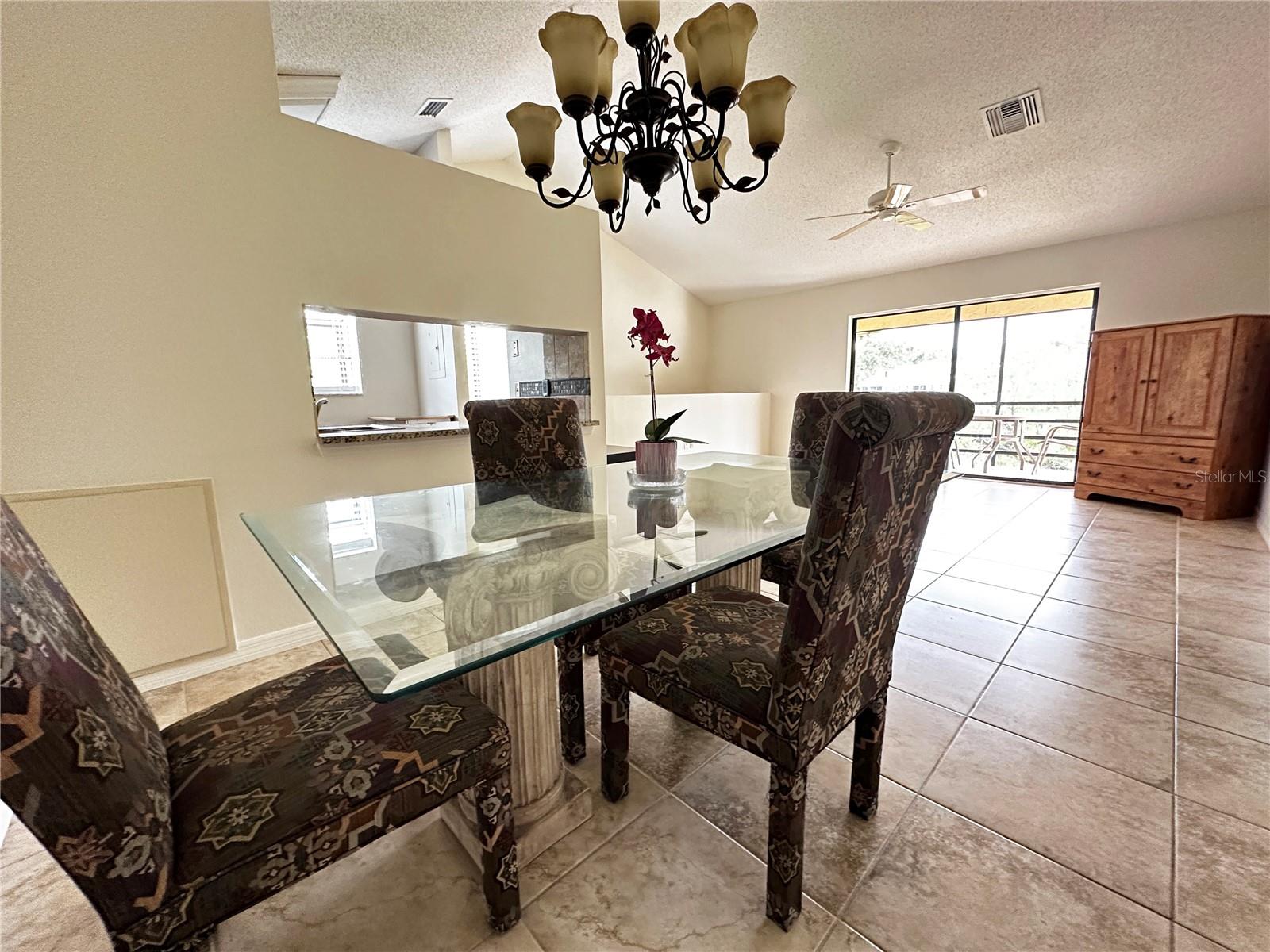 5654 Gardens Dr Property Photo 22