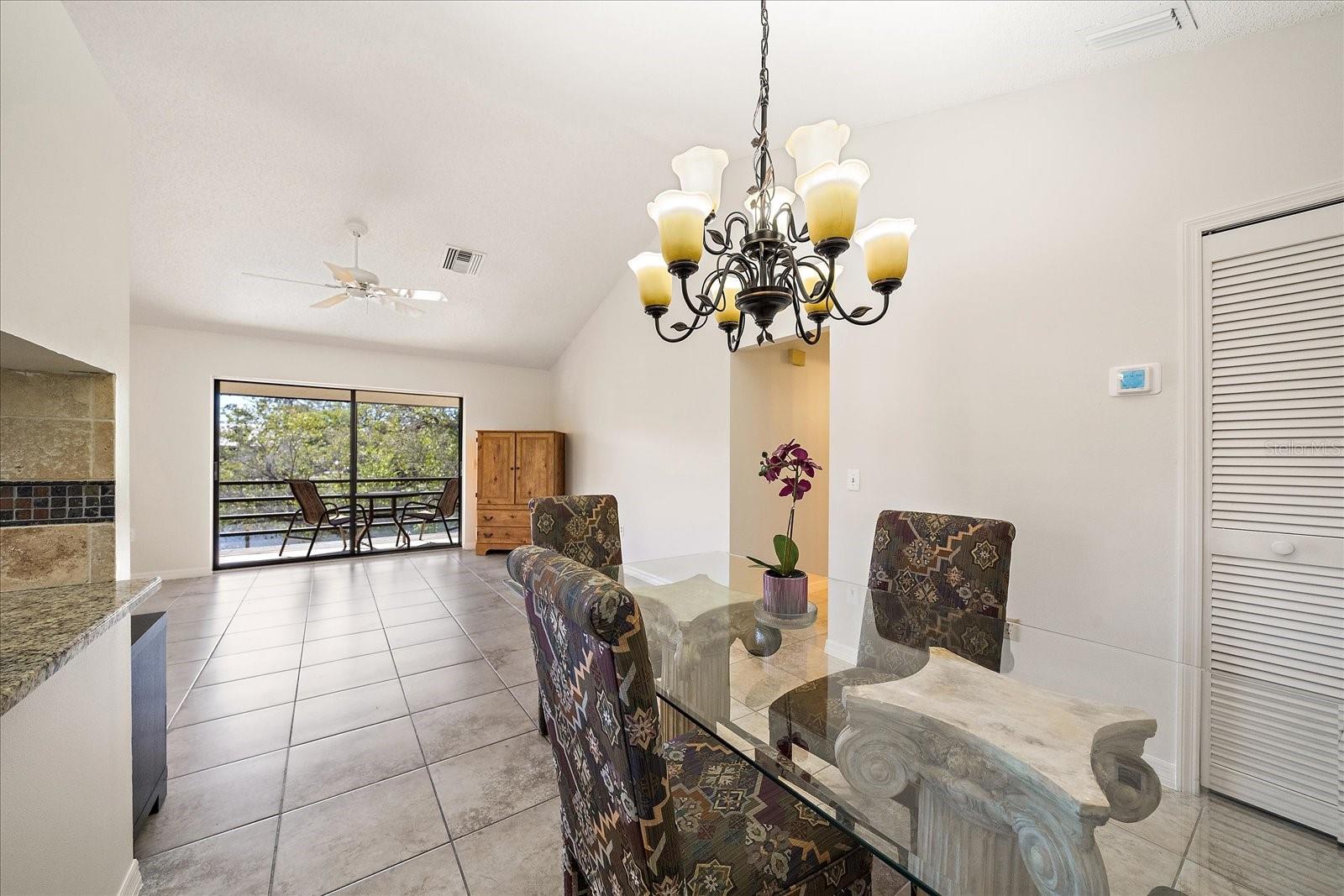 5654 Gardens Dr Property Photo 25