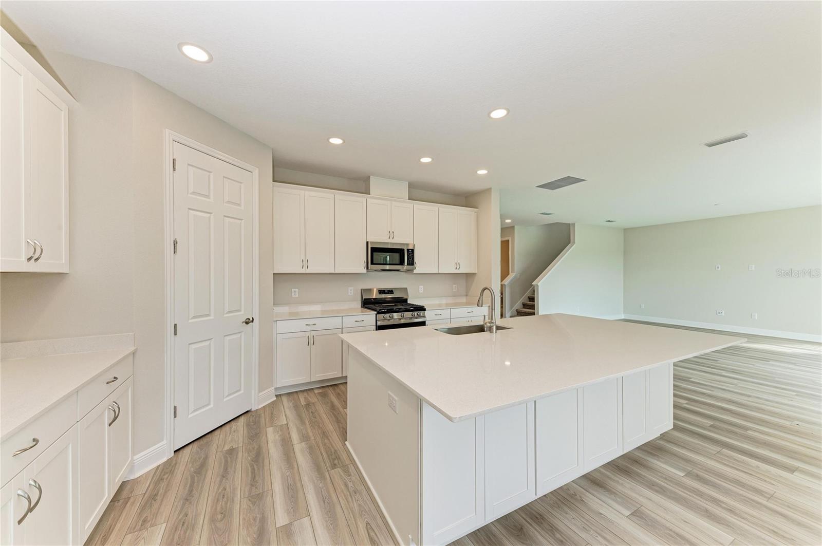 8509 Dove Bog Ter Property Photo 16