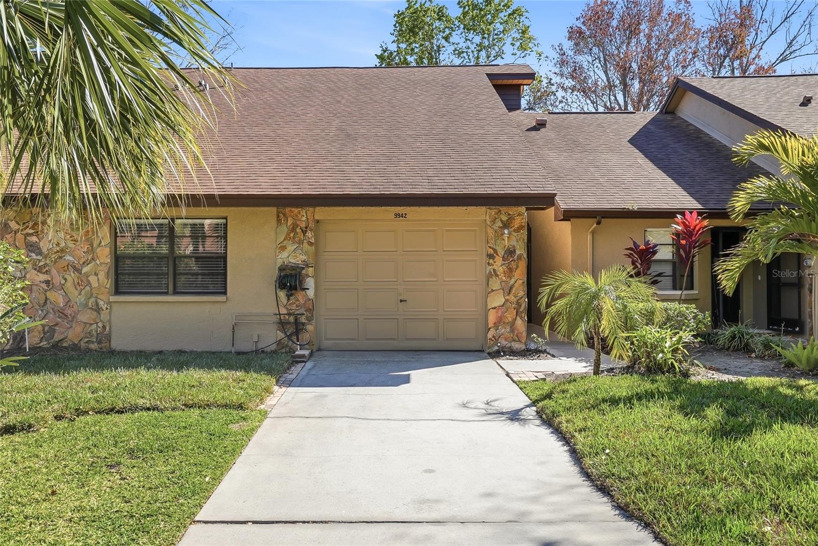 9942 Lake Seminole Dr W Property Photo 1