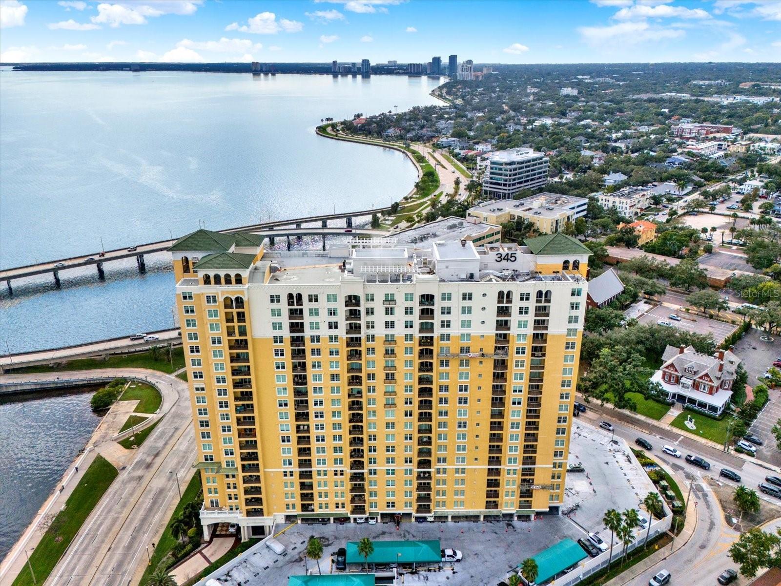 345 Bayshore Blvd #302 Property Photo 1