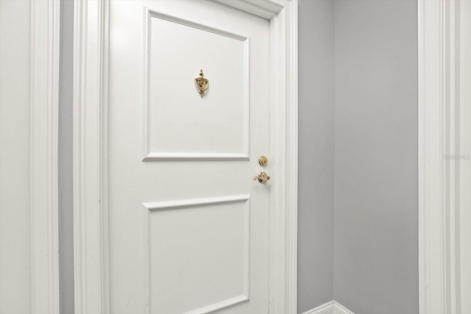 345 Bayshore Blvd #302 Property Photo 2
