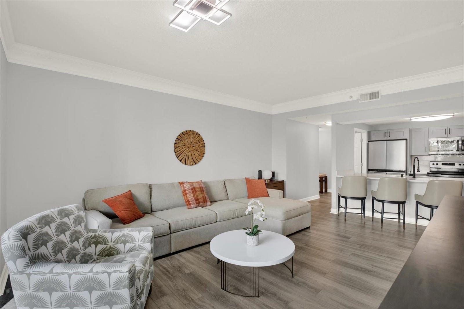 345 Bayshore Blvd #302 Property Photo 6