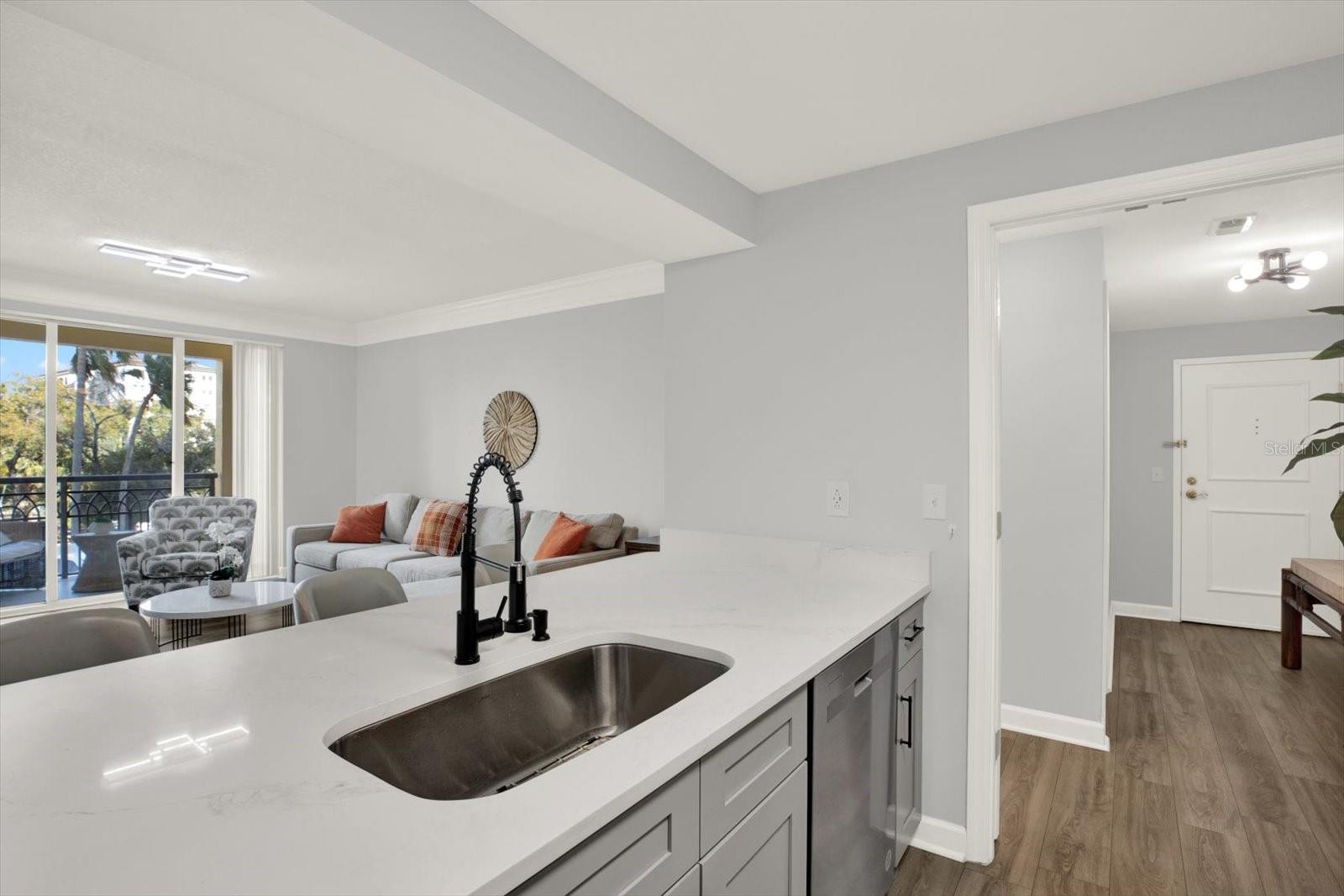 345 Bayshore Blvd #302 Property Photo 15