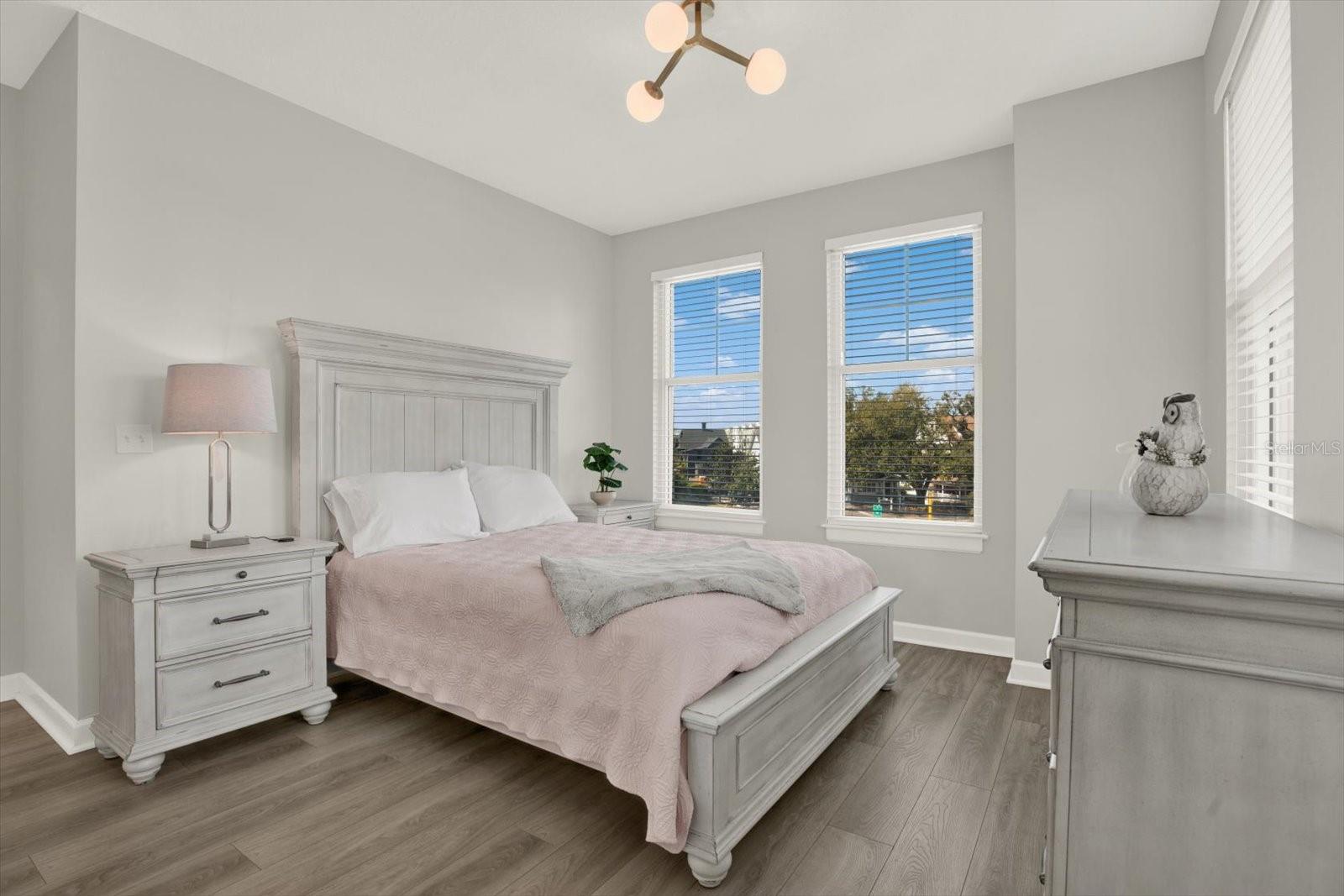 345 Bayshore Blvd #302 Property Photo 17
