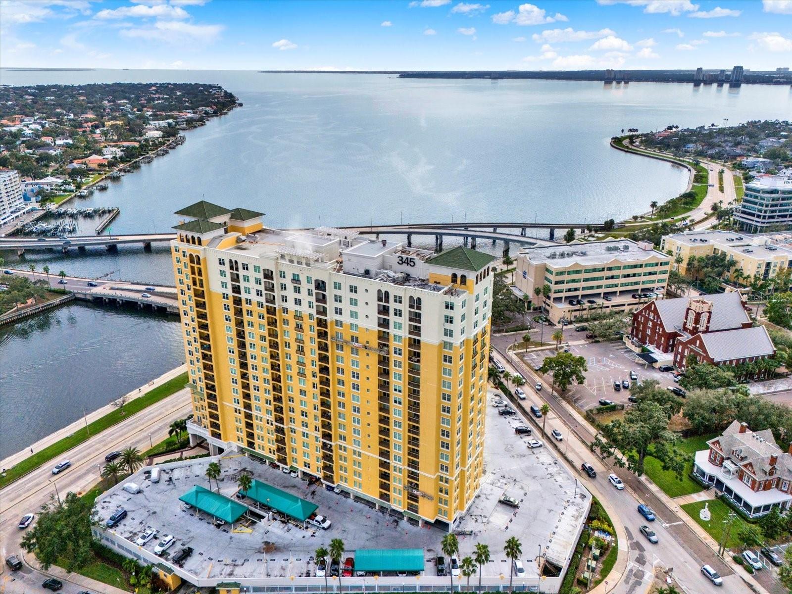 345 Bayshore Blvd #302 Property Photo 33