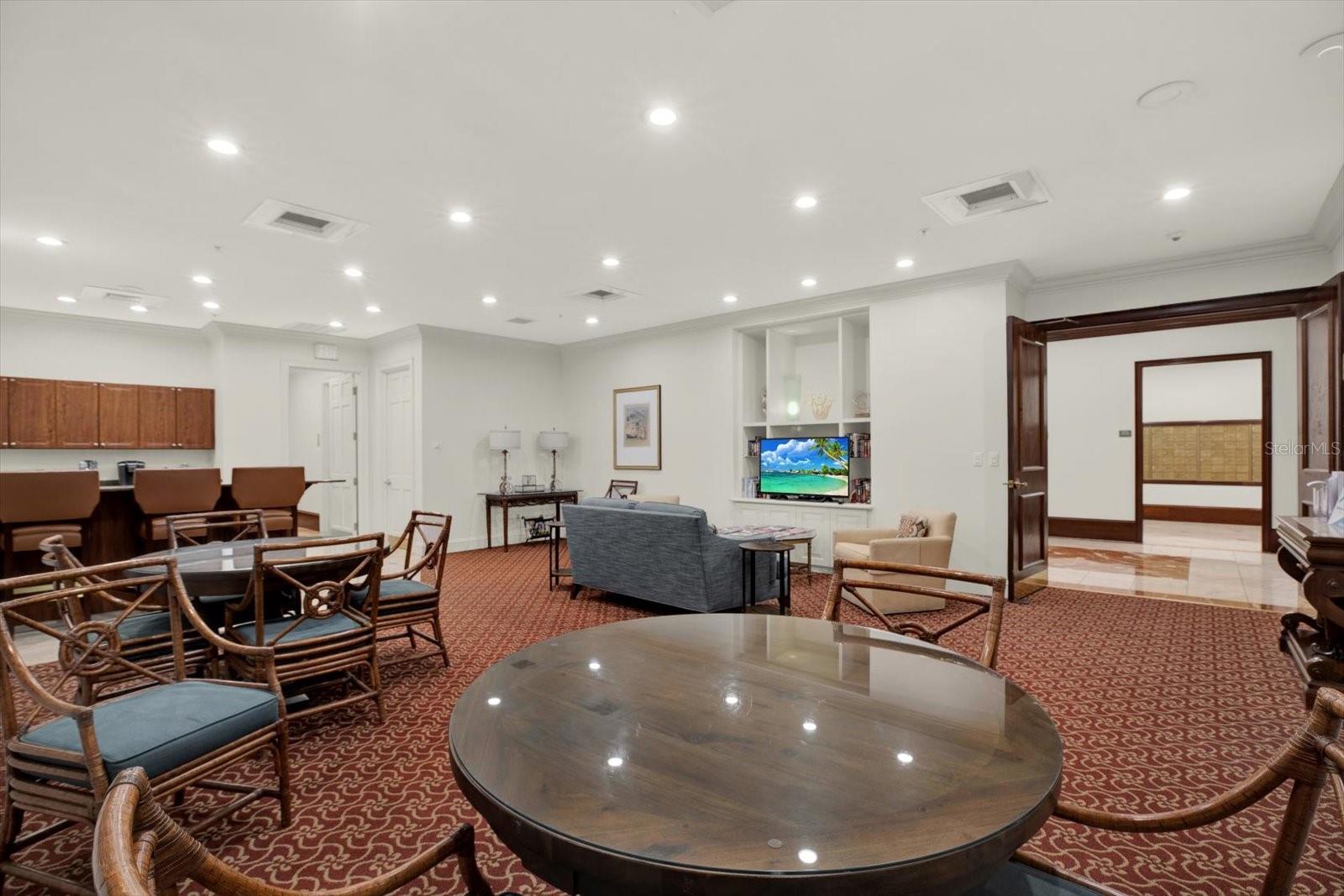 345 Bayshore Blvd #302 Property Photo 37