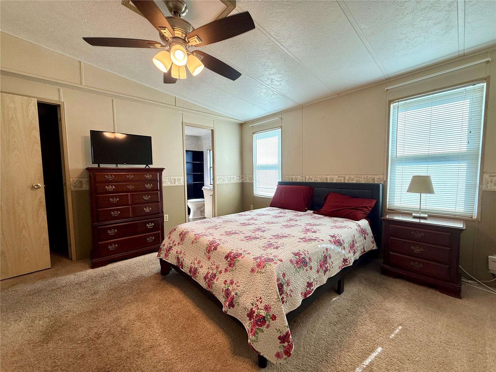 225 N Saint Thomas Cir Property Photo 9