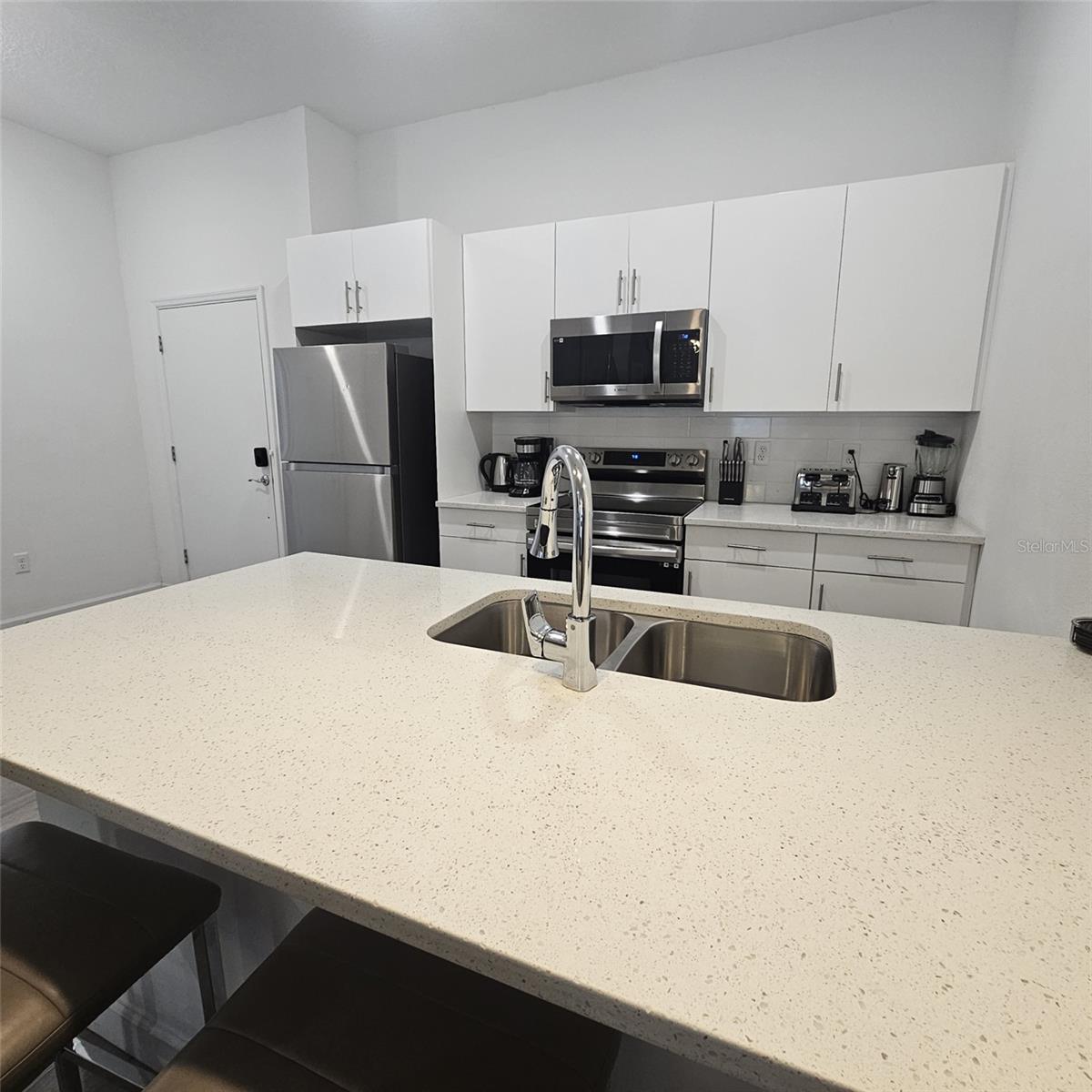 379 Famagusta Dr Property Photo 15