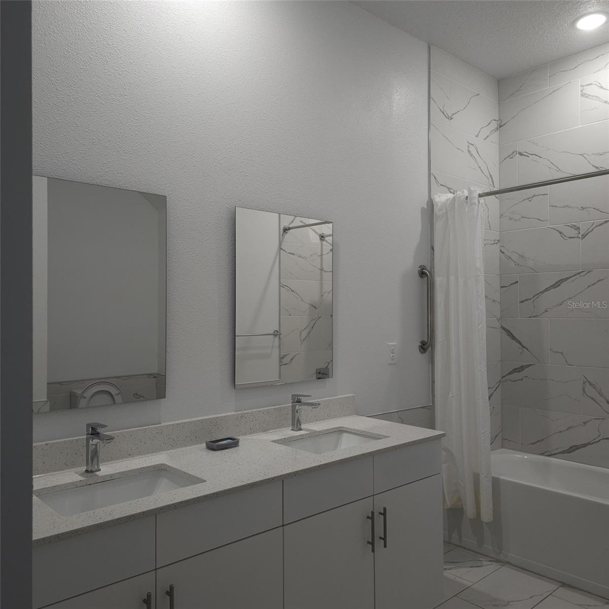 379 Famagusta Dr Property Photo 36