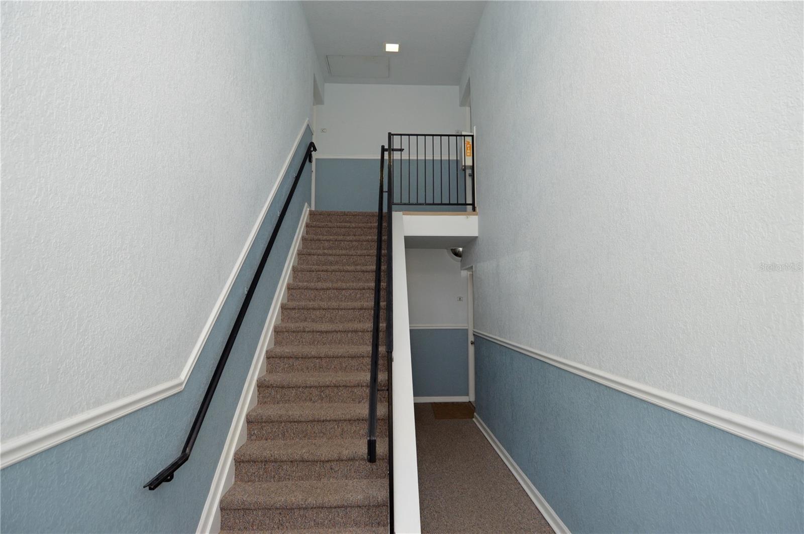 5048 Beach Dr Se #f Property Photo 4