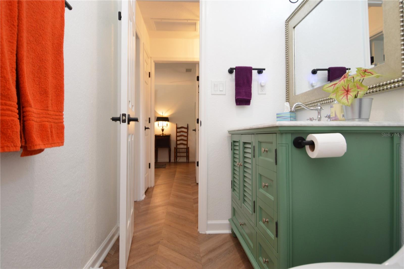 5048 Beach Dr Se #f Property Photo 34
