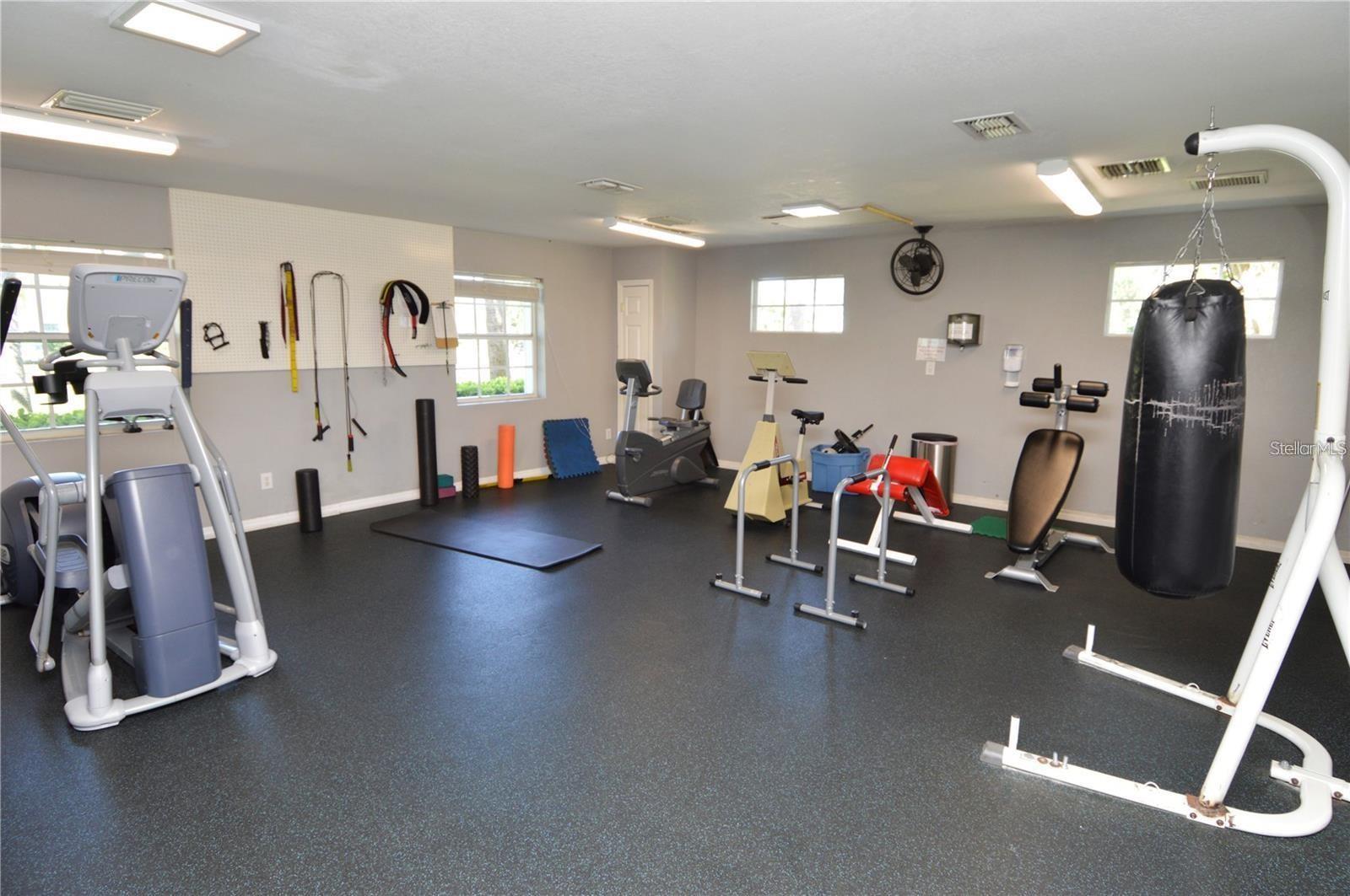 5048 Beach Dr Se #f Property Photo 90