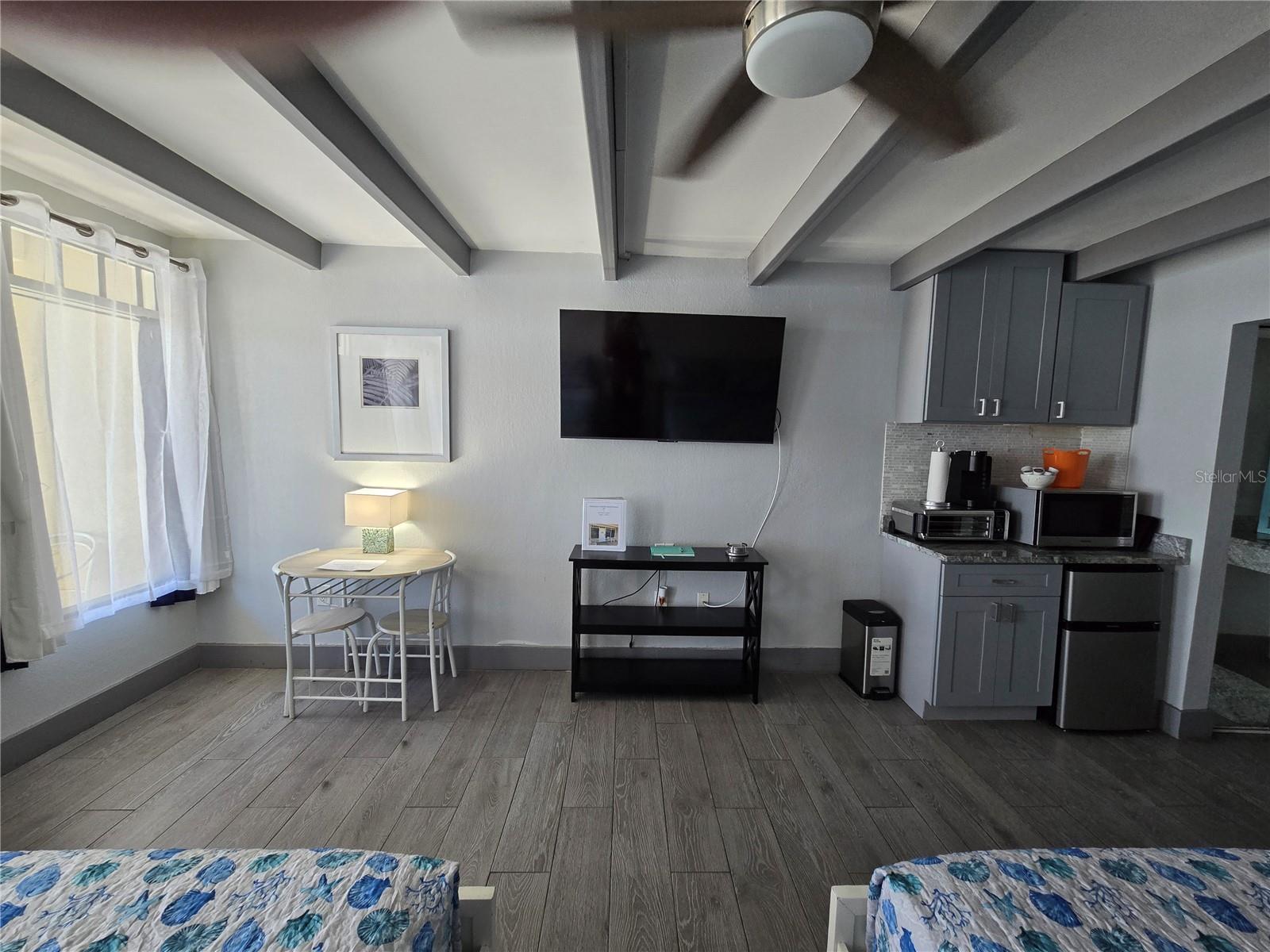 611 Destiny Dr #101 Property Photo 12
