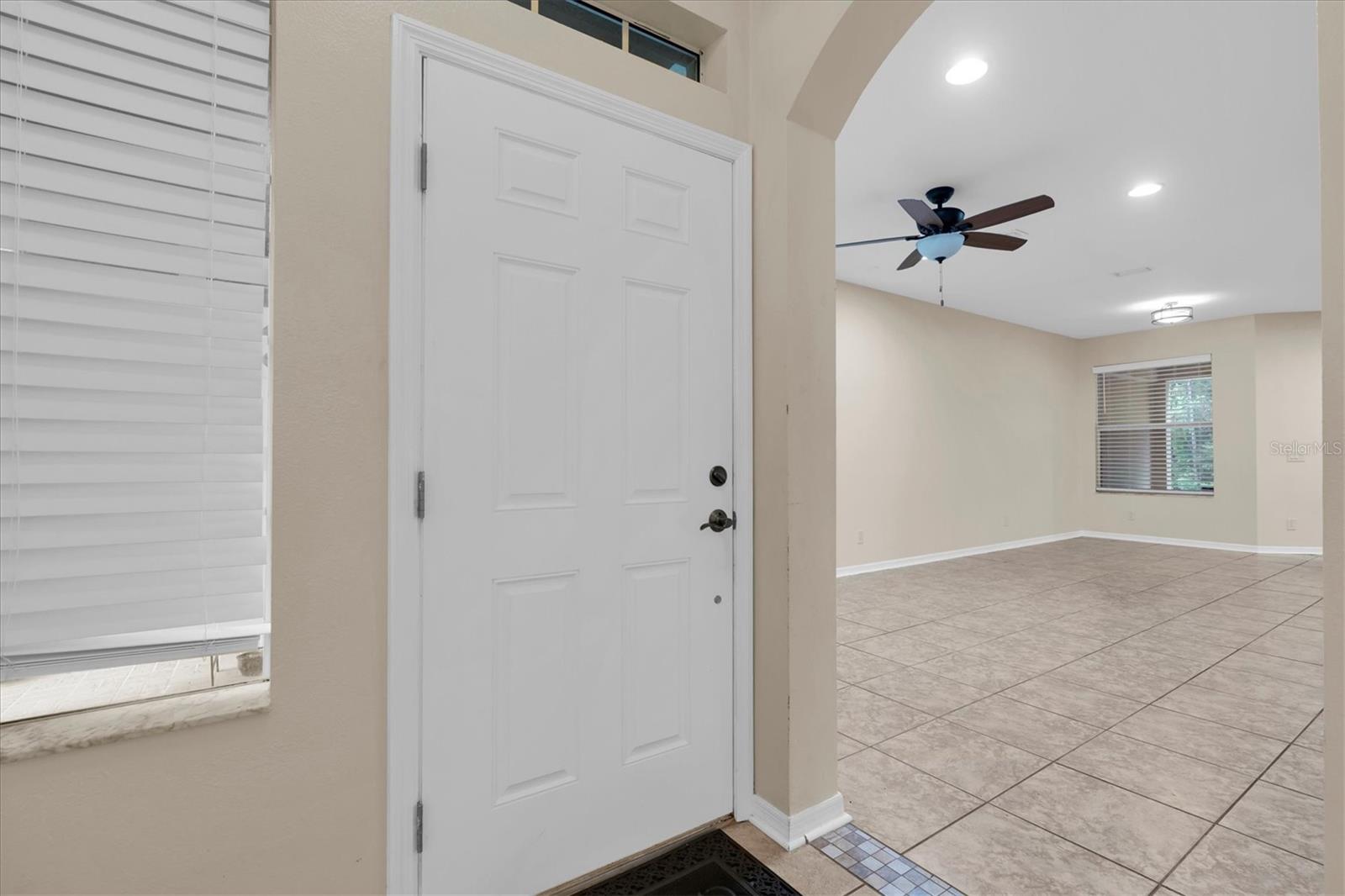 12660 Silverdale St Property Photo 6
