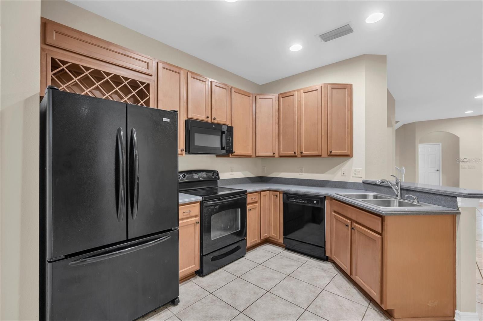 12660 Silverdale St Property Photo 19