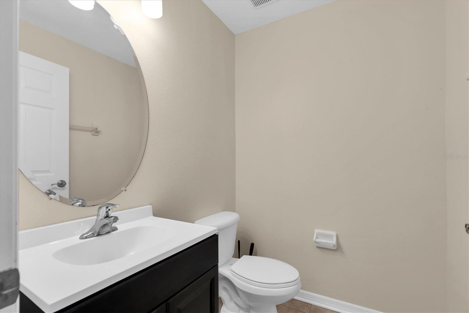 12660 Silverdale St Property Photo 22