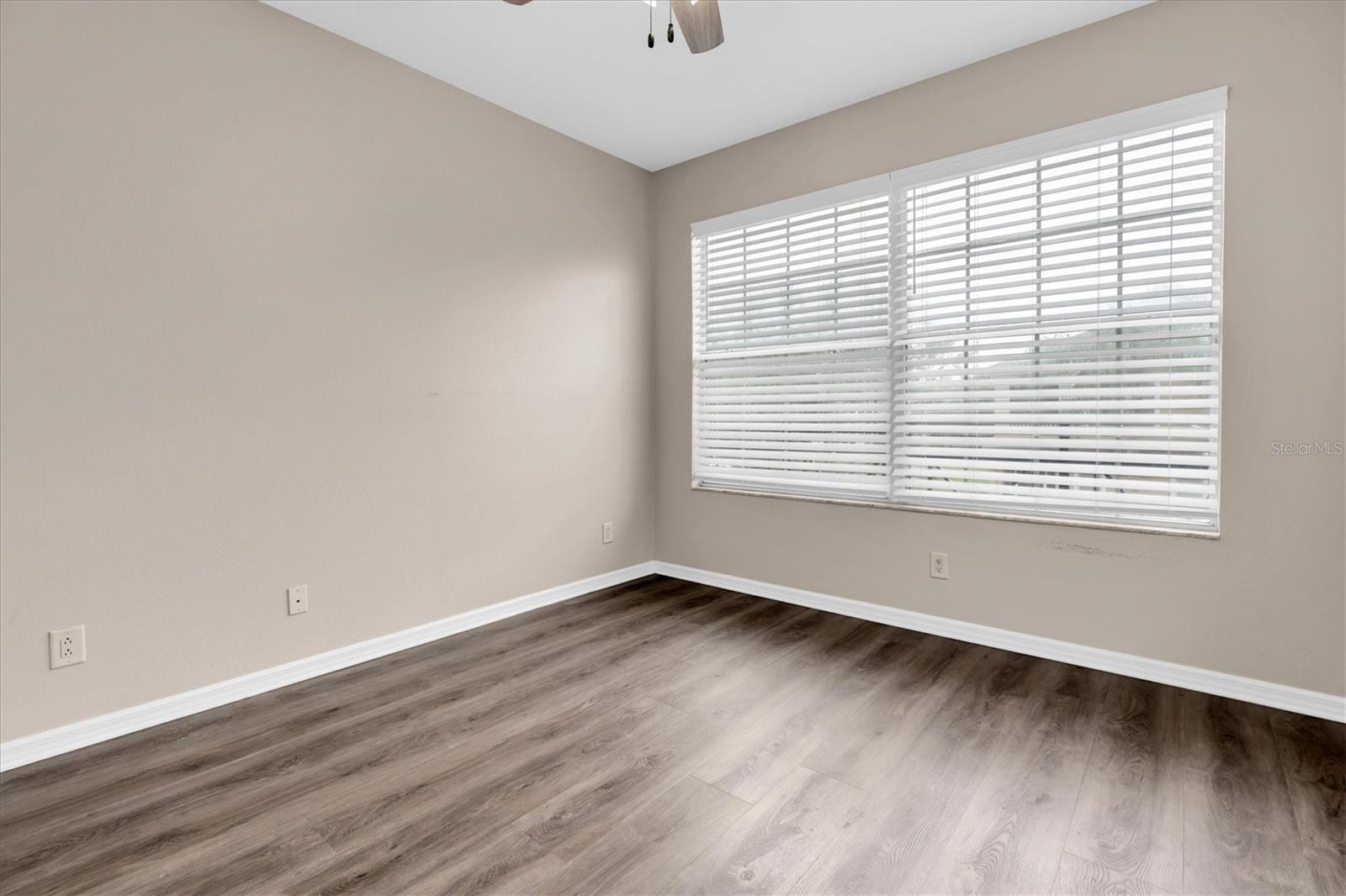 12660 Silverdale St Property Photo 38