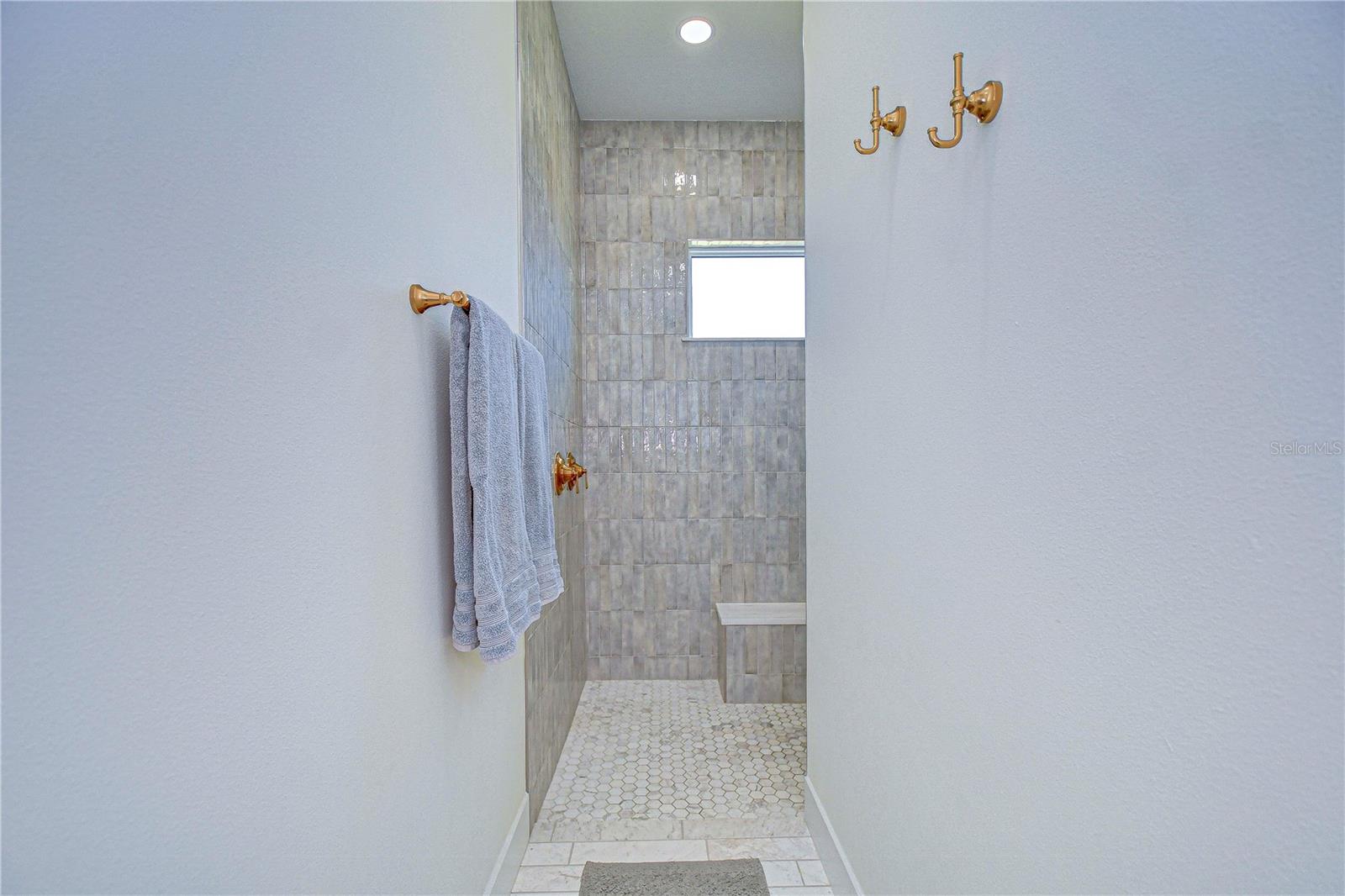 111 Alafia Estates Ln Property Photo 25