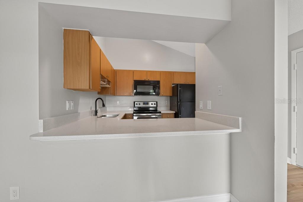 3002 W Cleveland St #d11 Property Photo 13