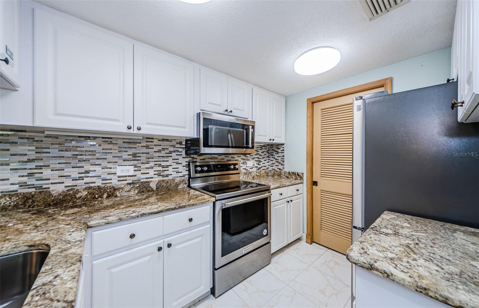 36750 Us Highway 19 N #2177 Property Photo 18