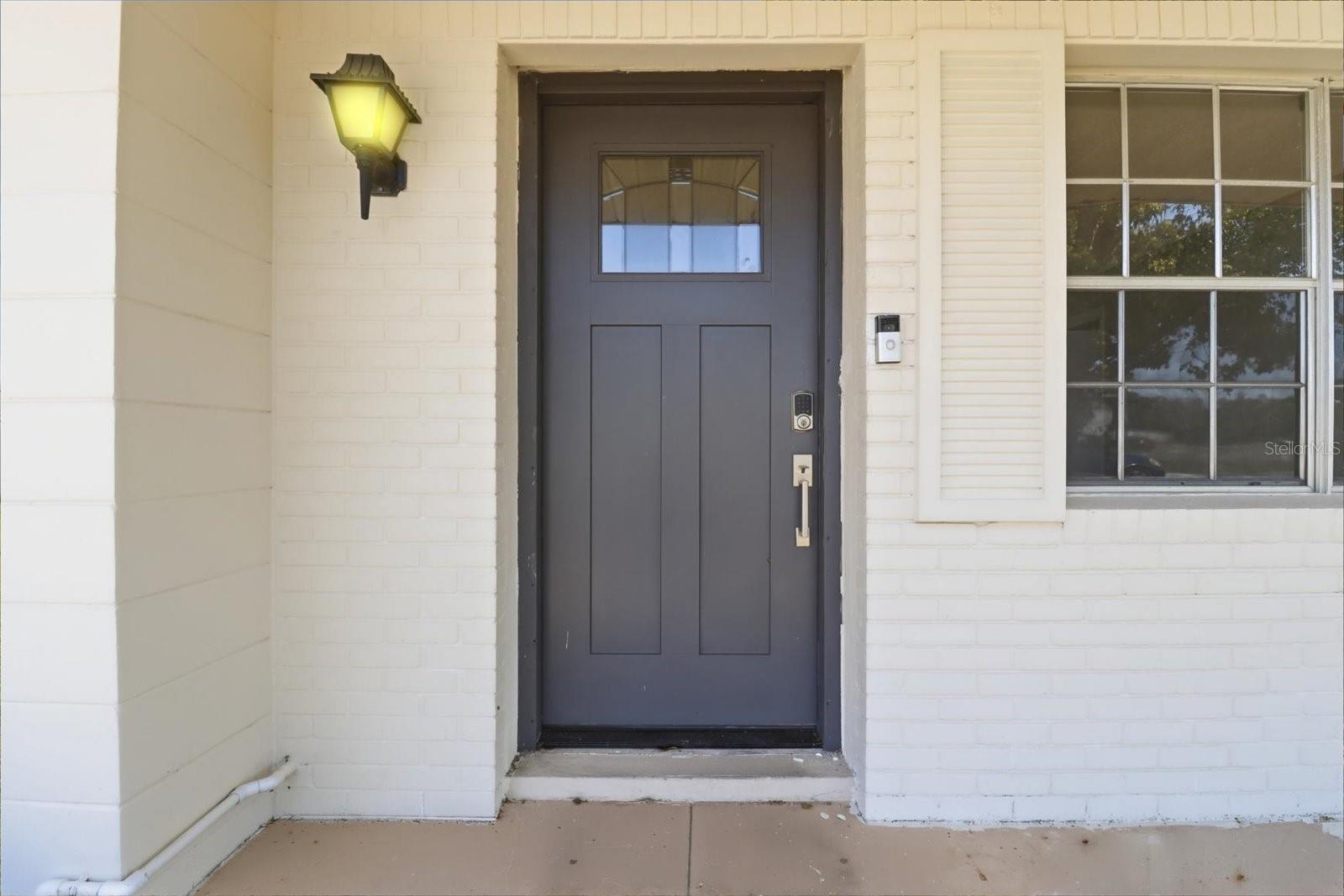 5188 Woodridge Ln Property Photo 4