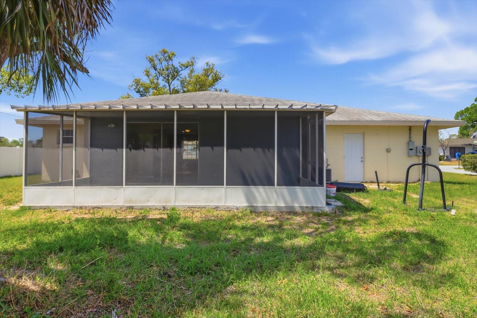 5188 Woodridge Ln Property Photo 32