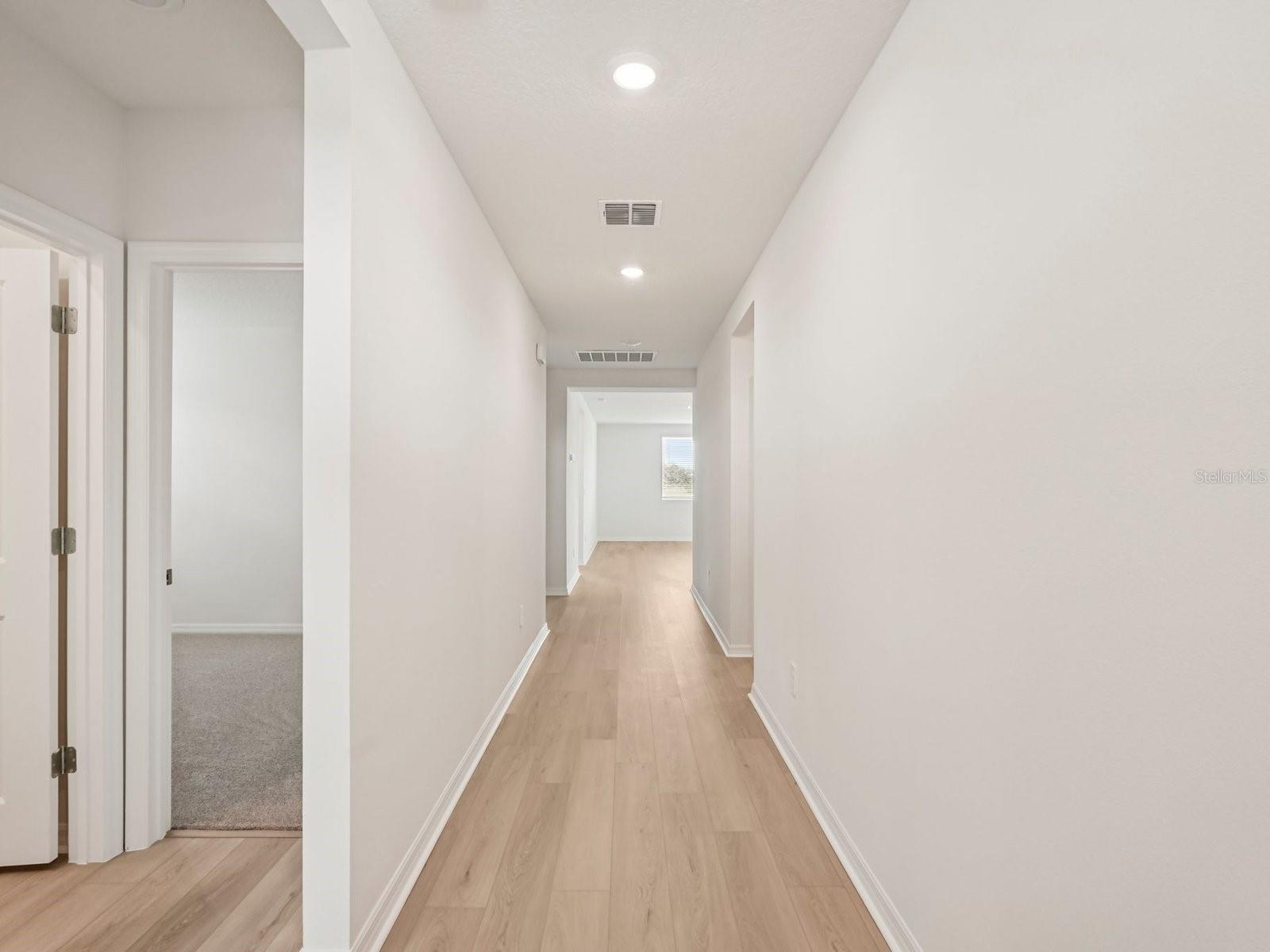 10432 Abundance Grove Way Property Photo 8