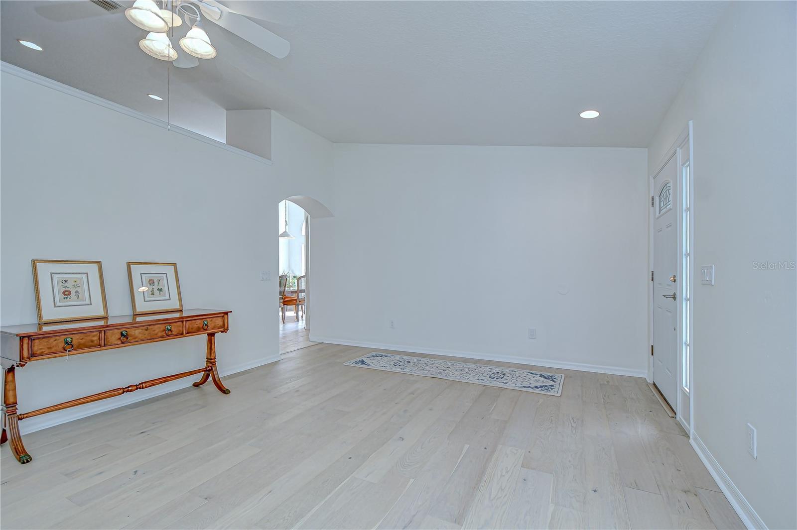 7107 Colonial Lake Dr Property Photo 7