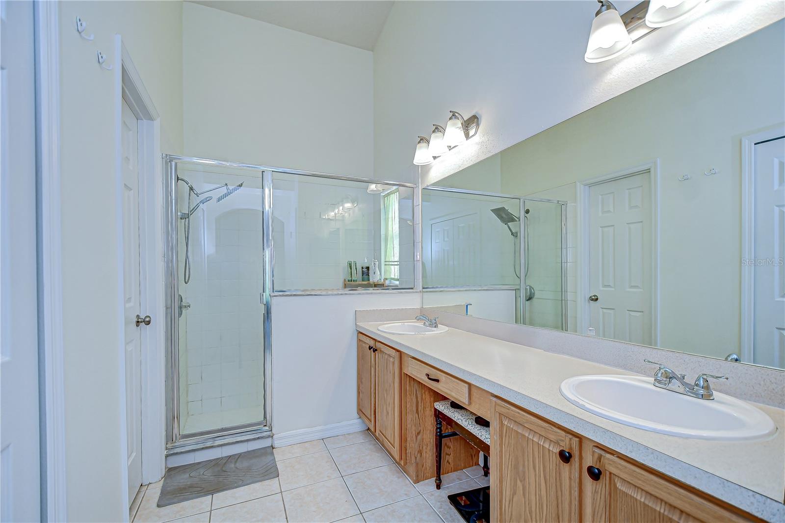 7107 Colonial Lake Dr Property Photo 17