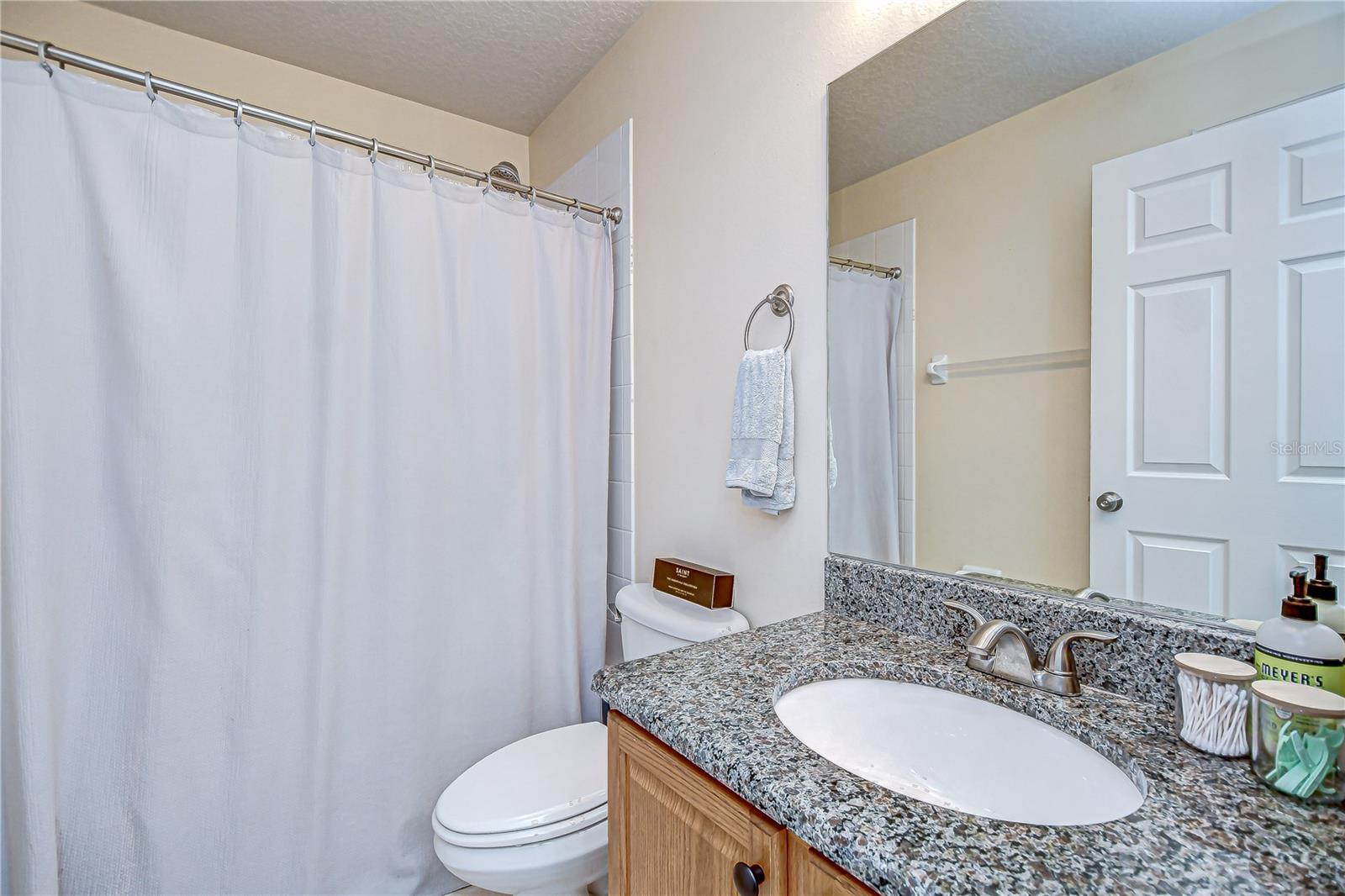 7107 Colonial Lake Dr Property Photo 20
