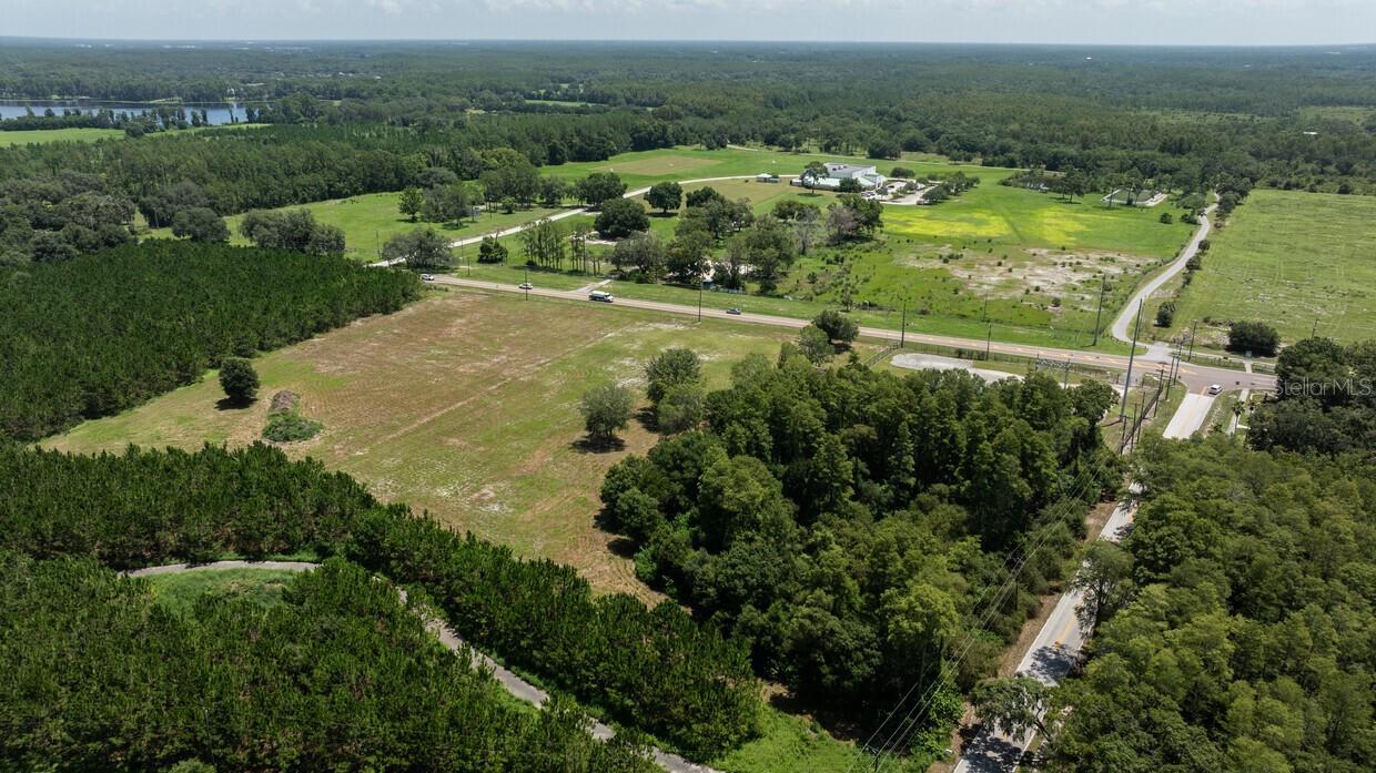 18040 Gunn Hwy Property Photo 1