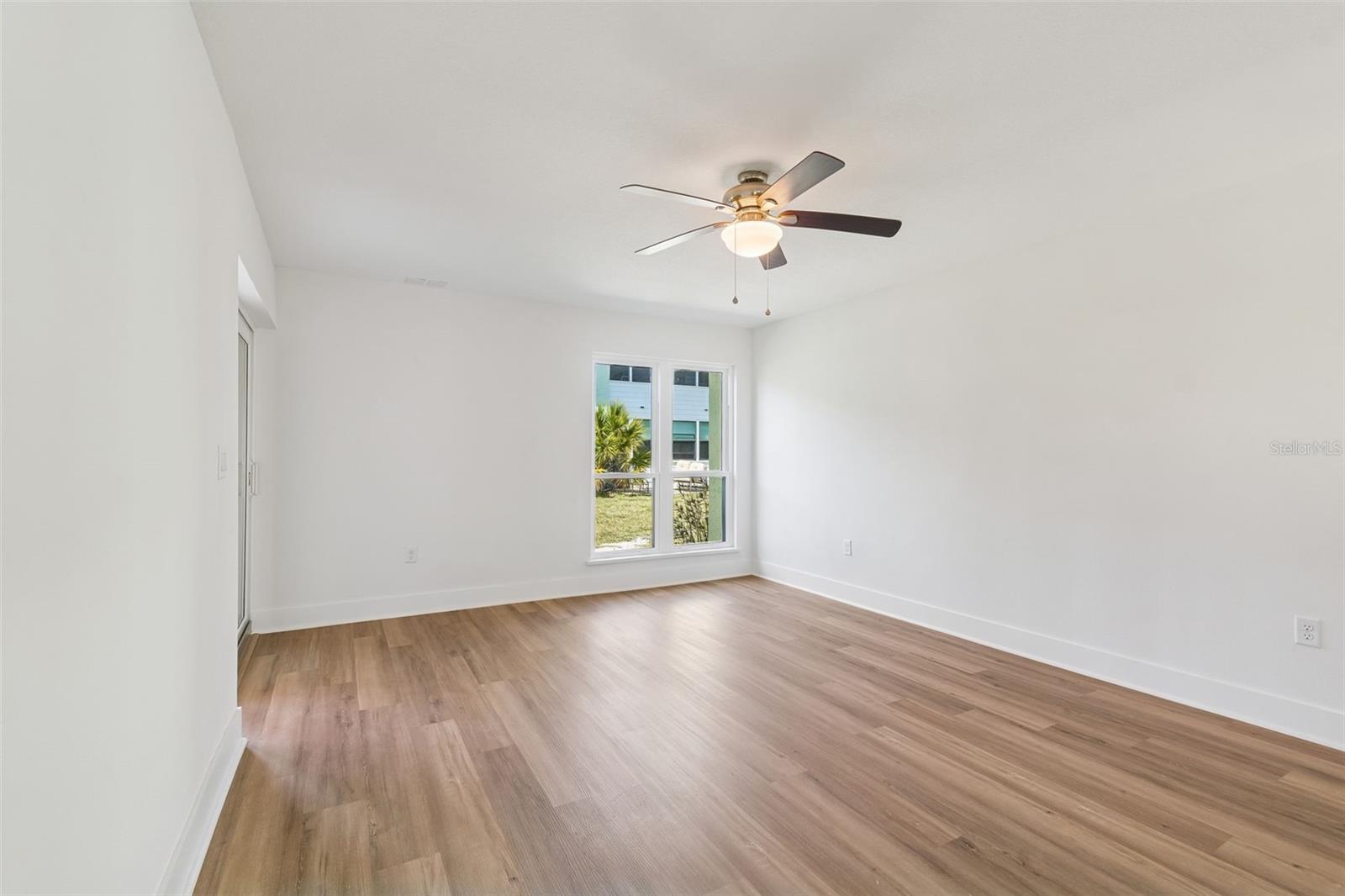 1 Windrush Blvd #23 Property Photo 20