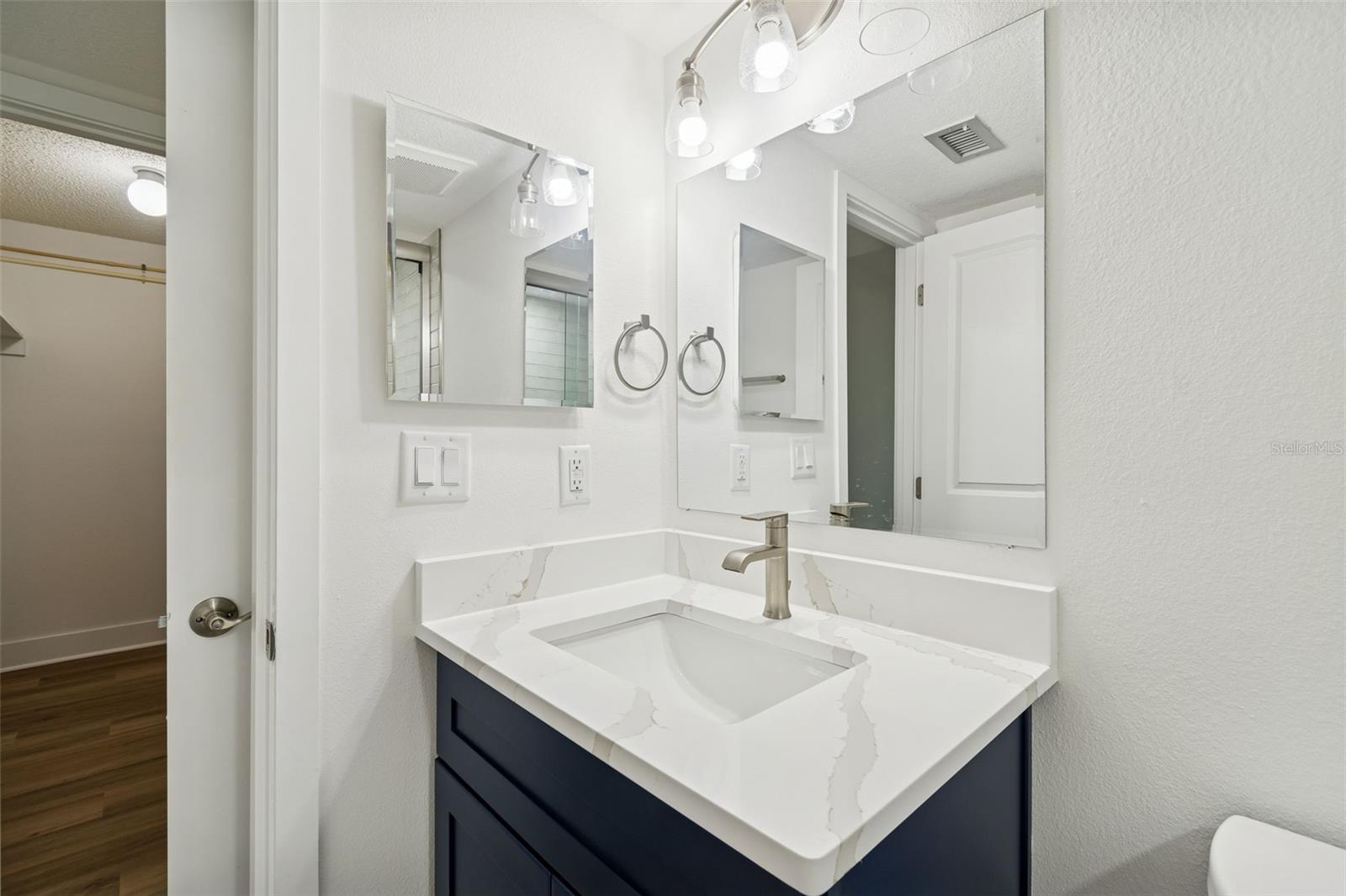 1 Windrush Blvd #23 Property Photo 38