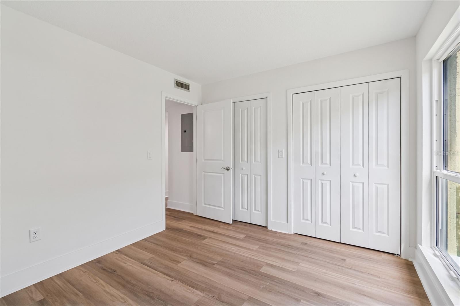 1 Windrush Blvd #23 Property Photo 42